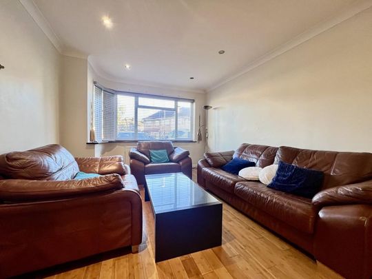 3 bedroom semi-detached house to rent - Photo 1