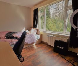 4 bedroom Flat in Grovewood, Leeds - Photo 6