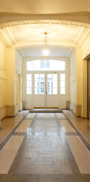 location Appartement T1 DE 32.4m² À PARIS - Photo 1