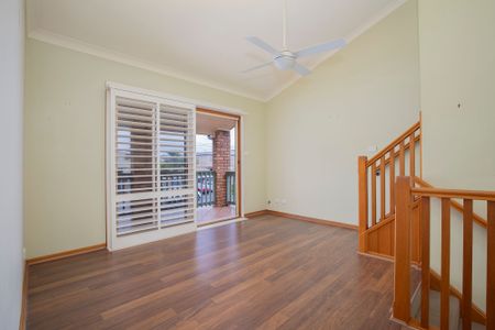 Low Maintenance 3 bedroom - Photo 4