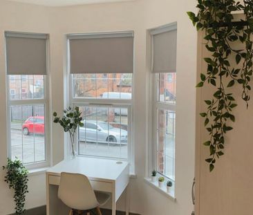 1 bedroom in a house share to rent - Photo 4