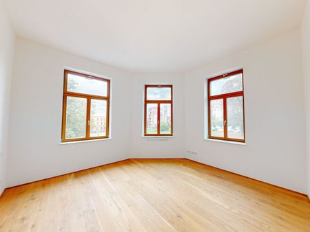 Neu und Stilvoll: Exklusive 3-Zimmer-Wohnung mit Einbauküche - Photo 4