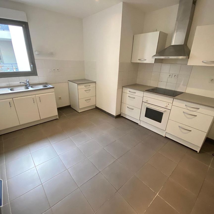 Location Appartement 4 pièces 101m² TOULON 83000 - Photo 1