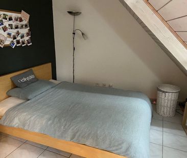 Heimelige 1.5-Zimmer-Dachwohnung im Herzen von Rapperswil - Foto 2