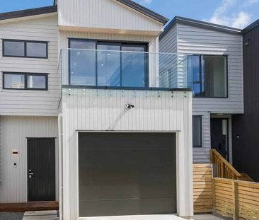 Brand New in Long Bay! - Photo 5