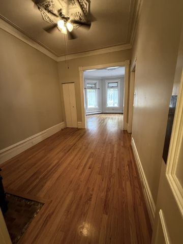 402 McLeod Street - 1 - Photo 4