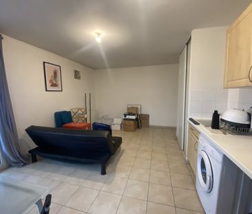 Location Appartement 3 pièces 53m² LYON 9ème - Photo 3