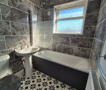 Methuen Avenue - Photo 1