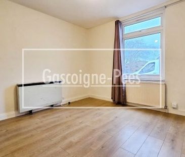 Worplesdon Road, Guildford - Photo 3