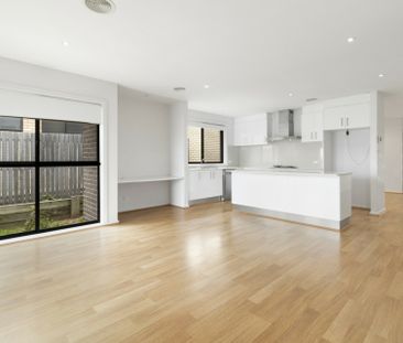 Modern Living - Photo 6