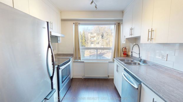 52 Waniska Avenue #Unit 6 - Photo 1