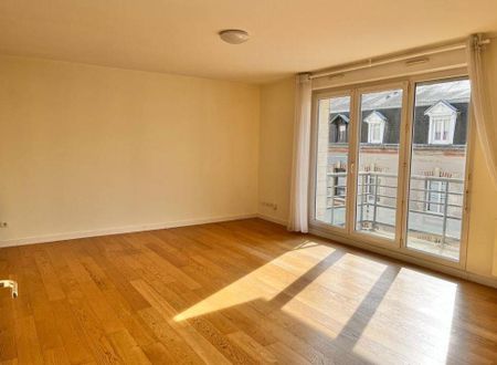 Beau studio en location de 70m², situé rue du champ des oiseaux à Bois Guillaume, 922€ charges comprises - Photo 2
