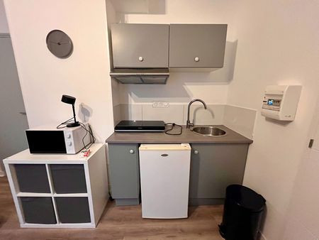 "LE MARNE" - Location Appartement poitiers : 17.38 m2 - Photo 4