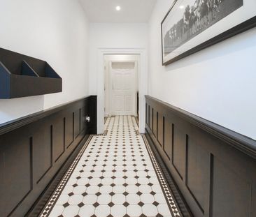 A fantastic opportunity has arisen to rent this sophisticated three... - Photo 5