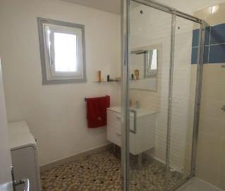 5 RUE AMBROISE PARE : Proche centre ville et gare, au 1er étage, ap... - Photo 1