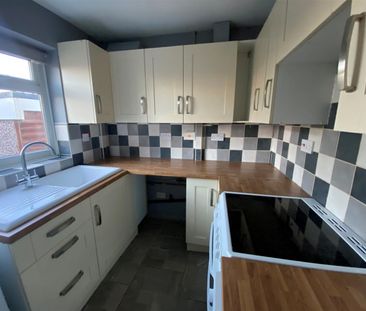 2 bedroom House To Let - Photo 4