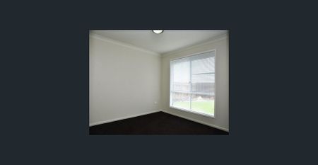 Stunning Family Living in Middle Ridge! - Photo 5