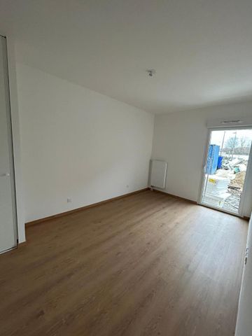 Location Appartement 4 pièces 76m² CHAMBRAY LES TOURS 37170 - Photo 5