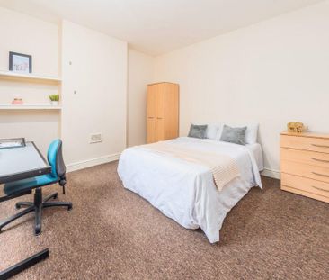 3 bedroom terraced house to rent - Photo 3