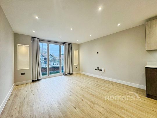 2 bedroom flat to rent - Photo 1