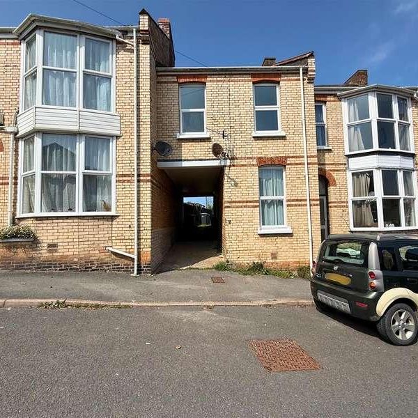 Richmond Road, Ilfracombe, EX34 - Photo 1