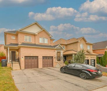 For Lease - 7223 Sedan Square, Mississauga, Ontario - Photo 2