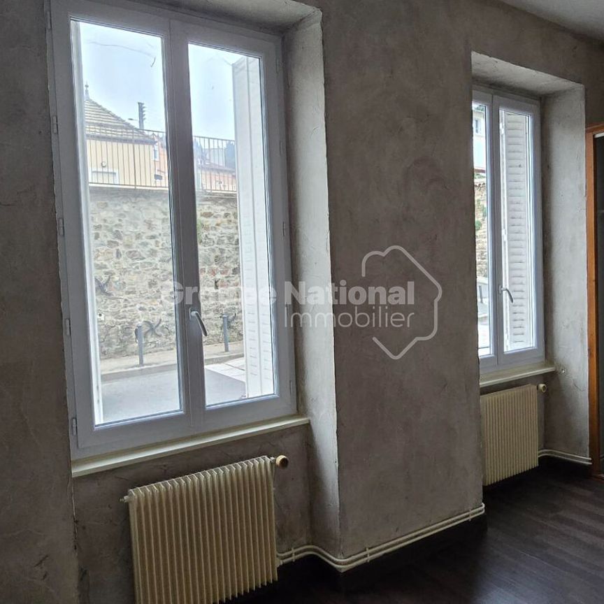 GRAND T3 - CENTRE DE TARARE, - Photo 1