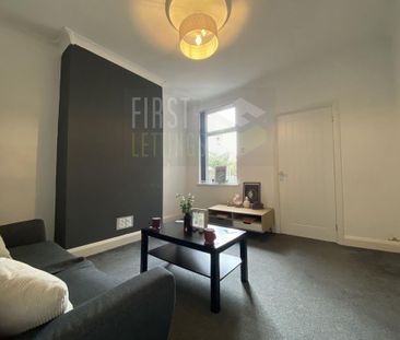 3 bedroom terraced house to rent - Photo 2