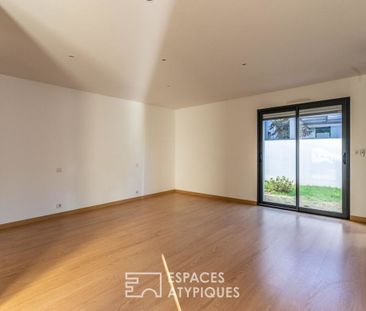 À louer - Maison d'architecte à Saint-Herblain - Photo 1