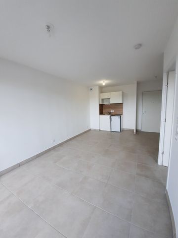 Location Appartement 2 pièces 38m² JUVIGNAC 34990 - Photo 2