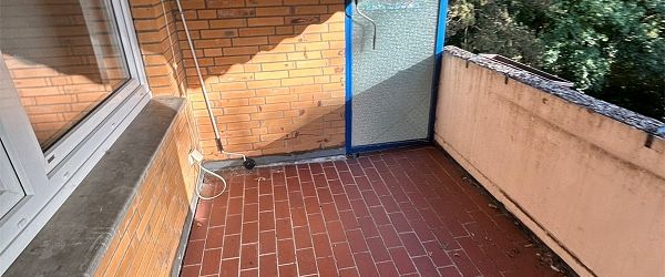 Helle 3-Zimmer-Wohnung in der Lehmwandlung mit Balkon - Photo 1