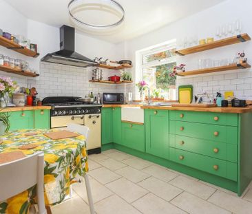 2 bedroom semi-detached house to rent - Photo 4