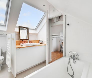 Tout savoir sur cet appartement dans le quartier Sainte Avoie, à Pa... - Photo 2