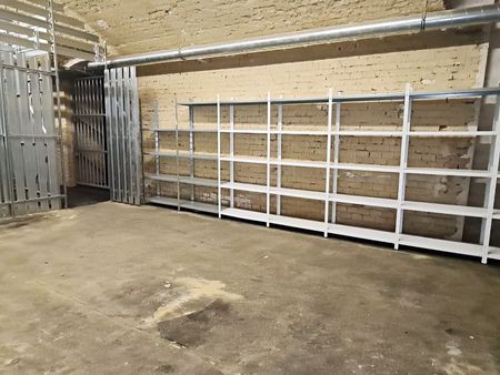 BÖRSE-NÄHE, ESSLINGGASSE, 31 m2 Lagerraum, Belüftung, Estrichboden, Kellergeschoß ohne Aufzug - Photo 5