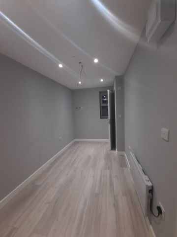 2 Bed Flat, Hither Green Lane, SE13 - Photo 2