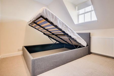 5 bedroom flat to rent - Photo 4