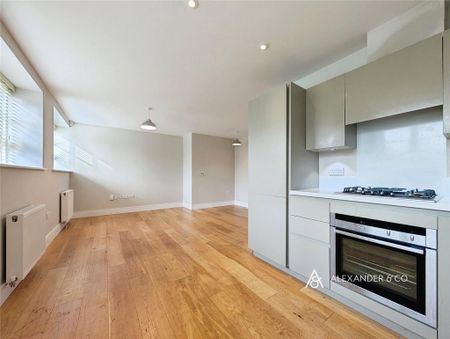 1 bedroom flat to rent - Photo 3