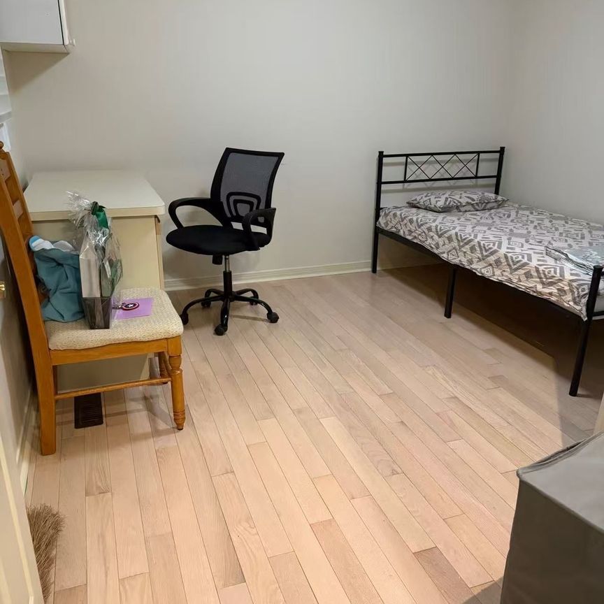 For Lease - 48 Glendale Road Unit# 1, Markham, Ontario - Photo 1