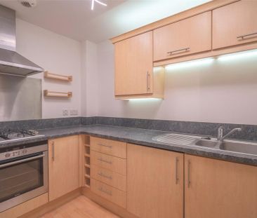 2 bedroom apartment to rent - Photo 6