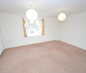2 bedroom maisonette to rent - Photo 3
