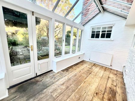 4 bedroom cottage to rent - Photo 2