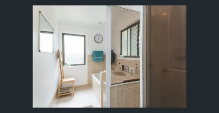 65 Conavalla Street, Ferny Grove, Qld 4055 - Photo 5