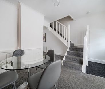 3 bedroom terraced house to rent - Photo 6