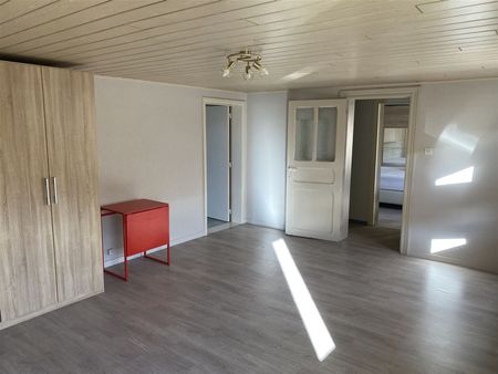 Ruime woning met garage en opslagruimte. - Photo 4