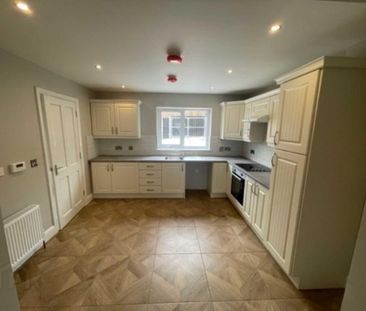 705, A Pinebank, Tullygally, Craigavon, BT65 5DA - Photo 6