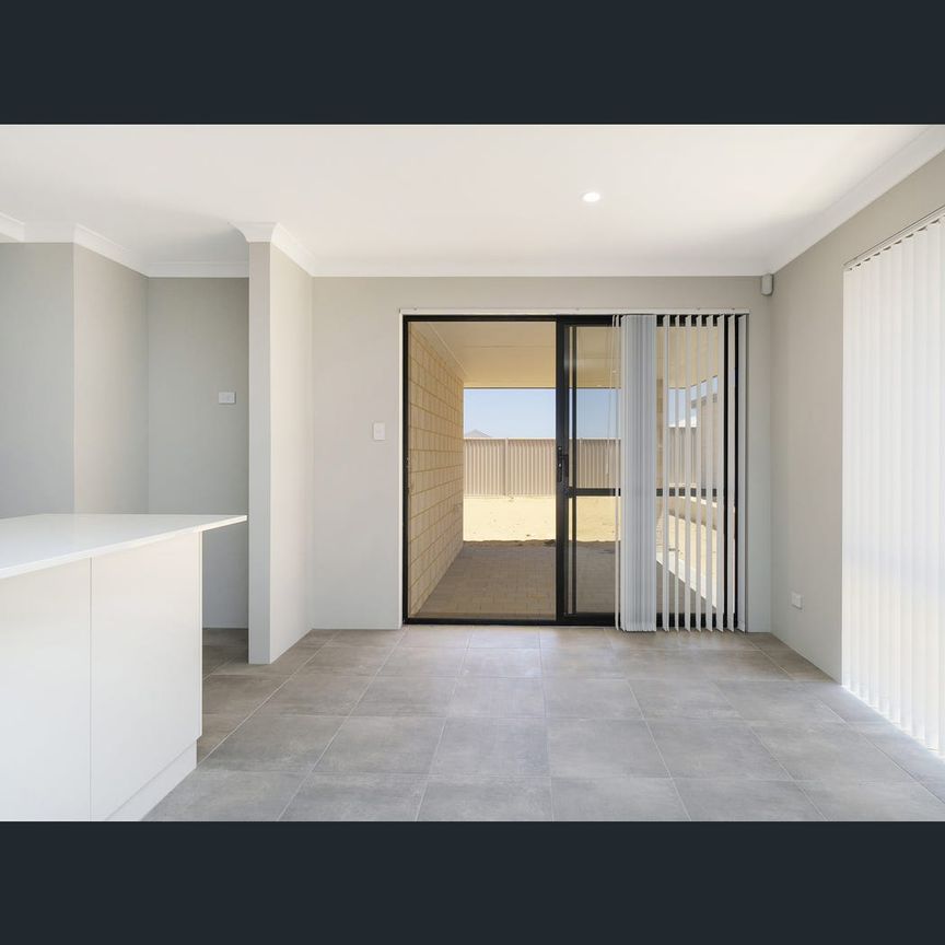 15 Geometric Street, Alkimos, WA 6038 - Photo 1
