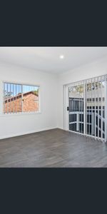 SPACIOUS ONE BEDROOM STUDIO - Photo 4