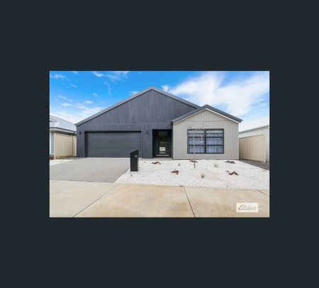 13 Axford Boulevard, Wodonga, Vic 3690 - Photo 3