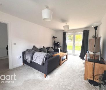 4 bedroom detached house to rent - Photo 2