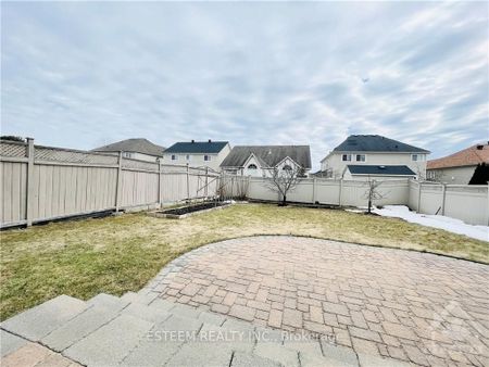 For Lease - 105 CHEYENNE Way, Barrhaven, Ontario - Photo 3